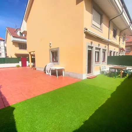 Chalet En Segunda Linea, Napalucri Holiday home *